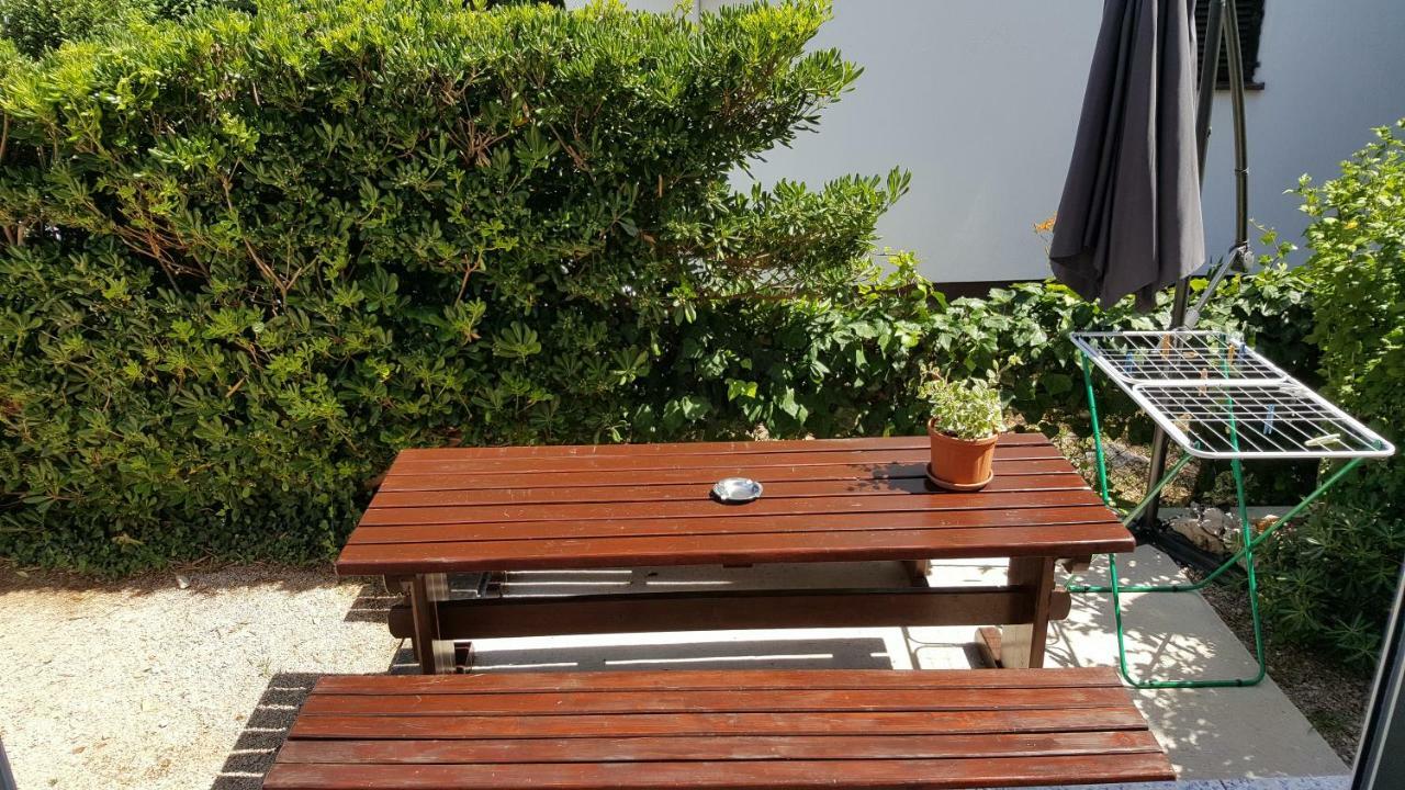 Guest House Dijana クルク エクステリア 写真